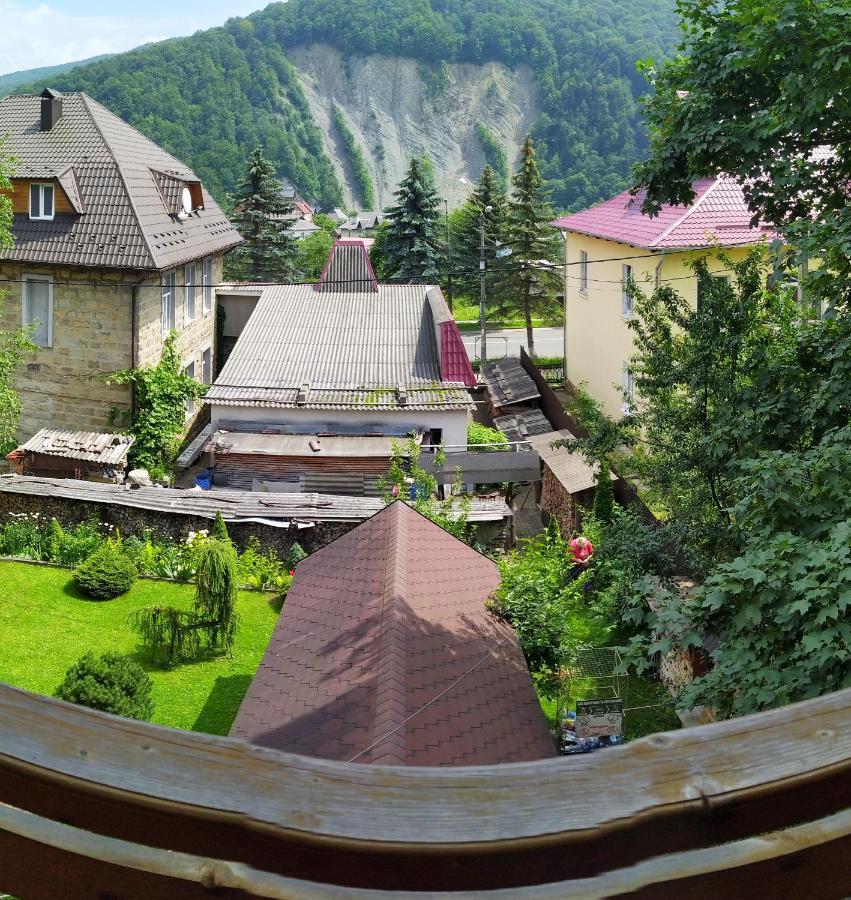 Guest House Shafran Jaremče Exteriér fotografie
