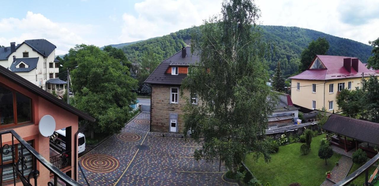 Guest House Shafran Jaremče Exteriér fotografie